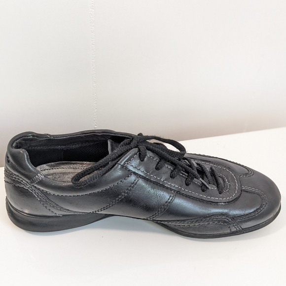 Leather sneakers by Ecco - Picture 4 of 16